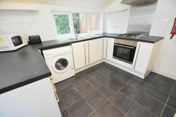 4 Bedroom Property To Rent In Llanishen Street, Heath, Cardiff, CF14