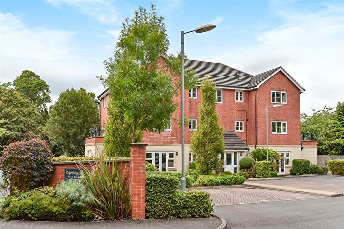 2 Bedroom Apartment To Rent In Waterloo Road, Crowthorne, RG45