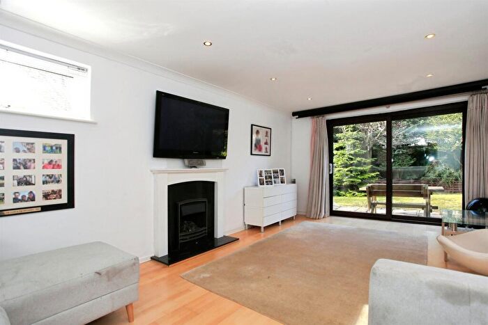 3 Bedroom End Of Terrace House For Sale In Stokesay Court, Peterborough, PE3