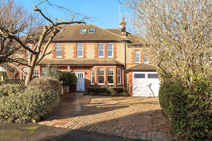 6 Bedroom Semi Detached House For Sale In Elliswick Road, Harpenden, AL5