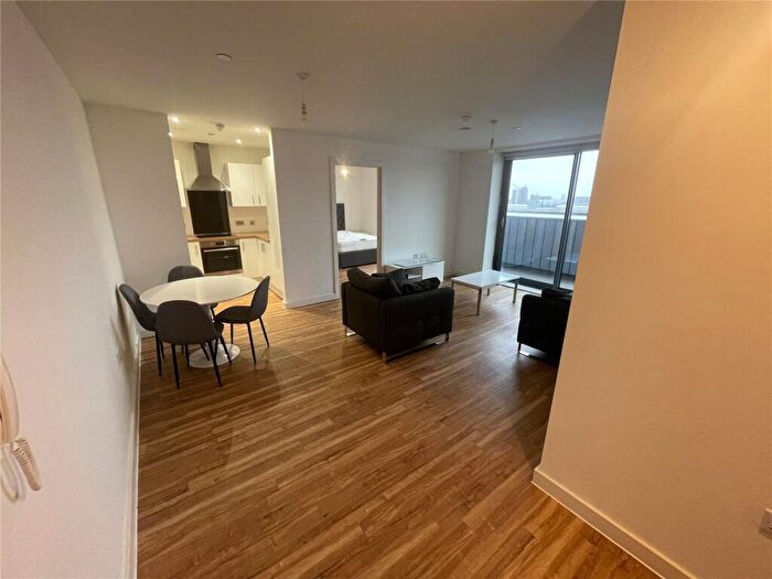 3 Bedroom Flat To Rent In Manchester Waters, Pomona Strand, Old Trafford, M16