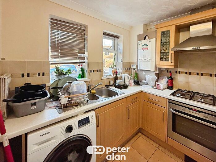 3 Bedroom Property To Rent In Thrush Close, St. Mellons, Cardiff, CF3