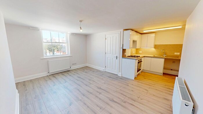 1 Bedroom Flat To Rent In Cavendish Place, Brighton, BN1