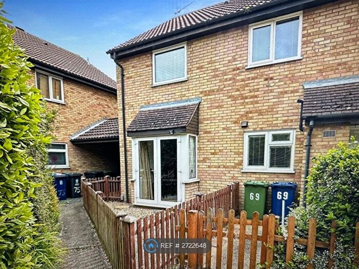 2 Bedroom Semi-Detached House To Rent In The Sycamores, Milton, Cambridge, CB24