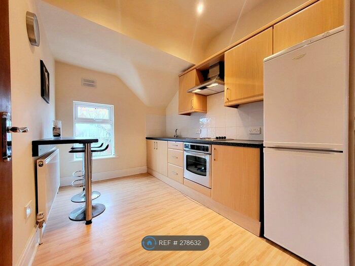 1 Bedroom Flat To Rent In Orchard Road, Lytham St. Annes, FY8