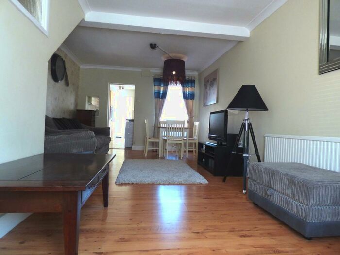 2 Bedroom House To Rent In Adames Road, Portsmouth, PO1