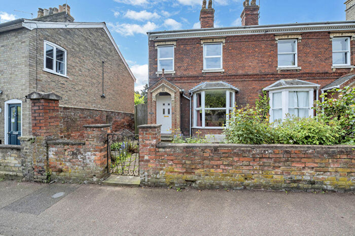 4 Bedroom Semi Detached House For Sale In Kings Road, Bury St. Edmunds, IP33