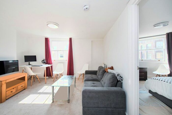 1 Bedroom Flat To Rent In Conway Street, Fitzrovia, London, W1T