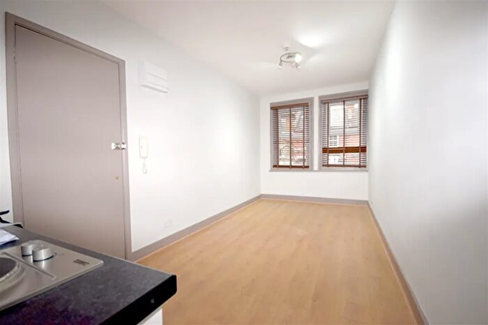 Studio To Rent In Iverson Road, West Hampstead, NW6