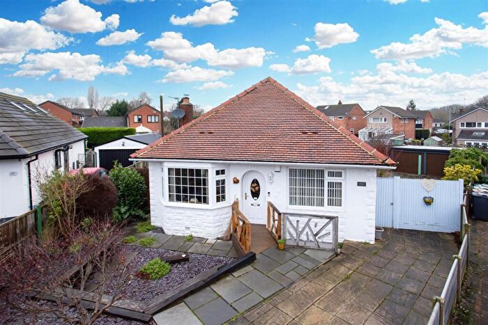 3 Bedroom Detached Bungalow For Sale In Kelmscott Garth, Crossgates, Leeds, LS15