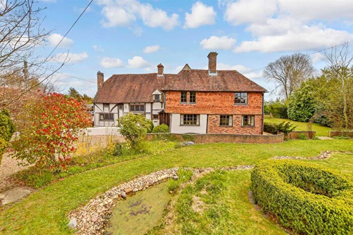 4 Bedroom Detached House For Sale In Benover Road, Yalding, Maidstone, Kent, ME18