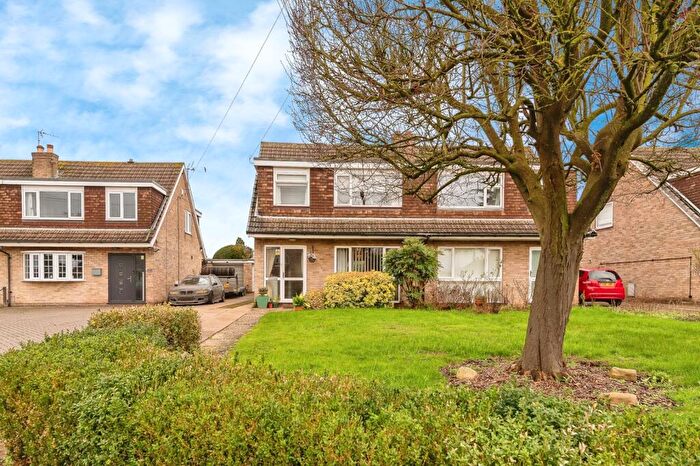 3 Bedroom Semi-Detached House For Sale In Vancouver Avenue, Radcliffe-on-Trent, Nottingham, Nottinghamshire, NG12