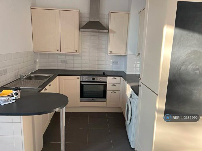 1 Bedroom Flat To Rent In Castle Hill, Reading, RG1