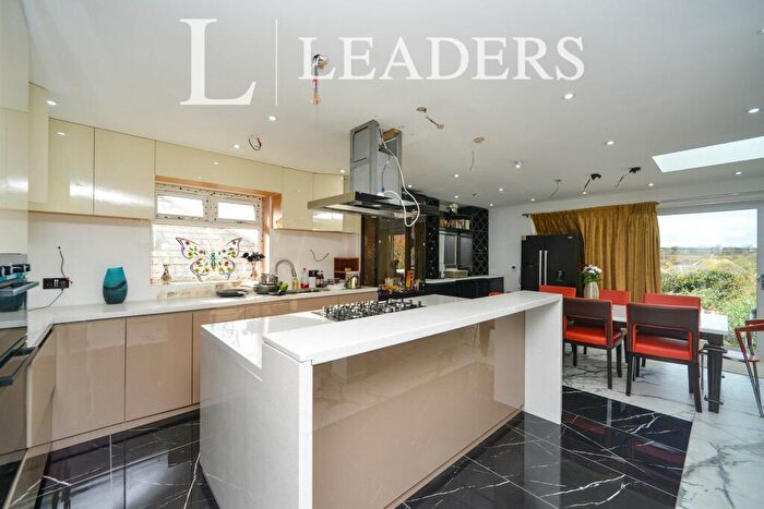 5 Bedroom House To Rent In Wilson Avenue, BN2