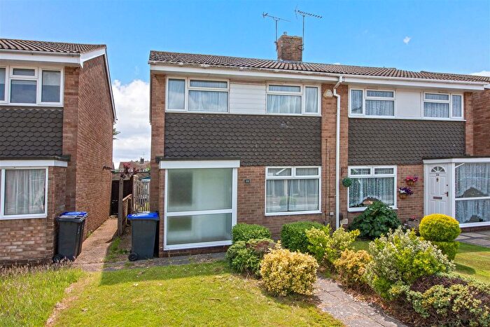 3 Bedroom Terraced House To Rent In Chilgrove Close, Worthing, BN12