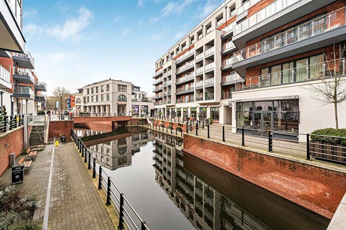 2 Bedroom Flat For Sale In The Colonnade, Maidenhead, Town Centre, SL6