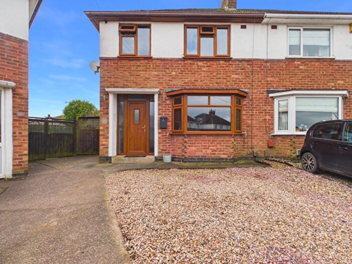 3 Bedroom Semi Detached House For Sale In Hollydene Crescent Earl Shilton, Earl Shilton, Leicester, LE9