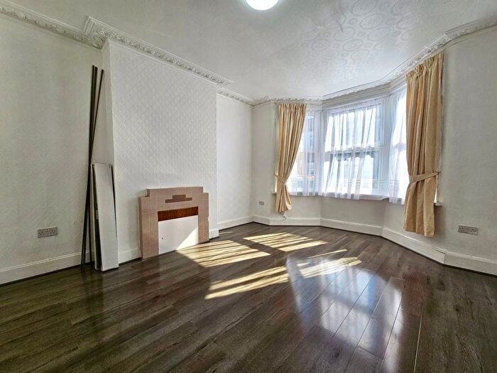 4 Bedroom Property To Rent In Whyteville Road, London, E7