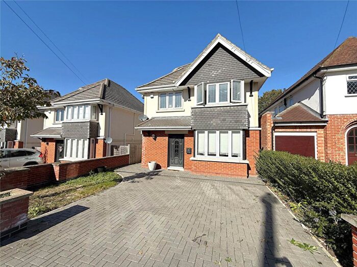 4 Bedroom Detached House For Sale In York Road, Camberley, Surrey, GU15