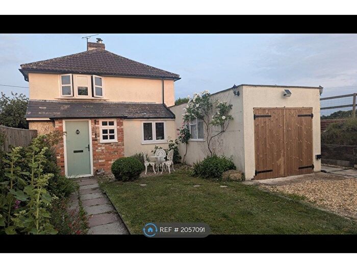 4 Bedroom Semi-Detached House To Rent In Piccadilly House, Pewsey, SN9