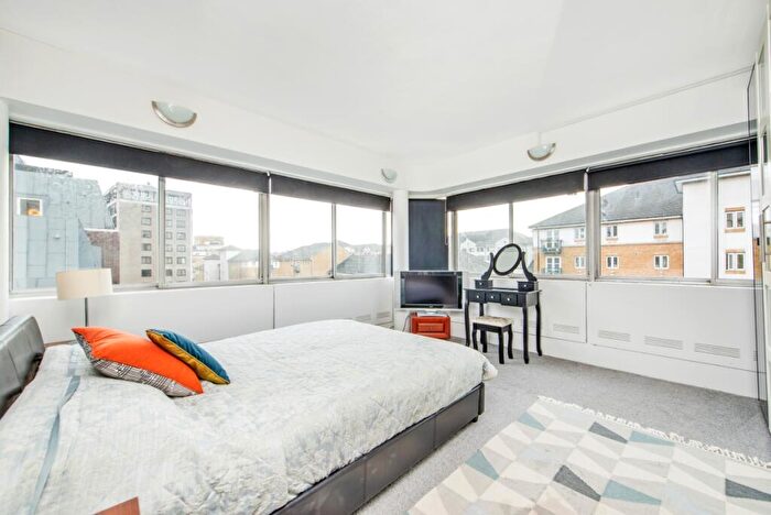 2 Bedroom Flat To Rent In Park Road, London, NW8