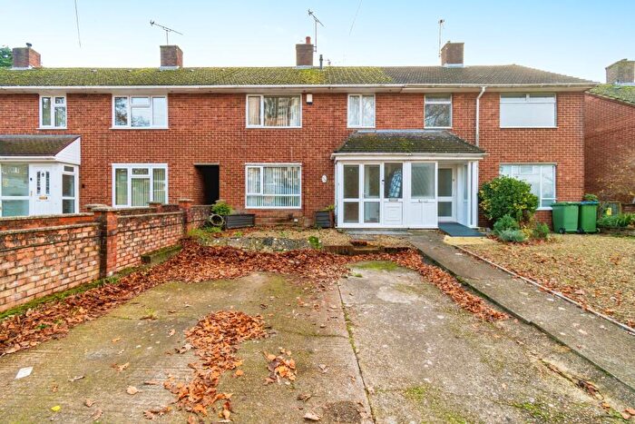 3 Bedroom Terraced House For Sale In Evenlode Road, Southampton, Hampshire, SO16
