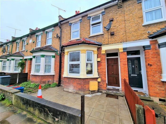 3 Bedroom Terraced House To Rent In Standard Road, Hounslow, TW4