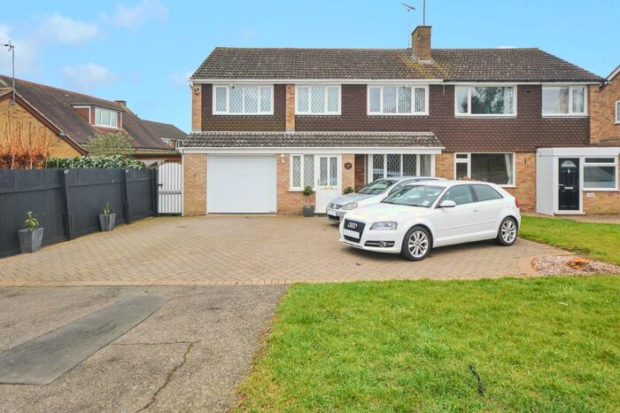 5 Bedroom Semi-Detached House For Sale In Station Road, Earls Barton, Northampton, NN6