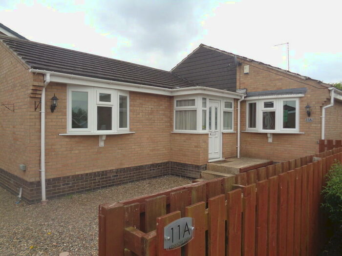 4 Bedroom Detached Bungalow To Rent In A Kenmore Drive, HU6