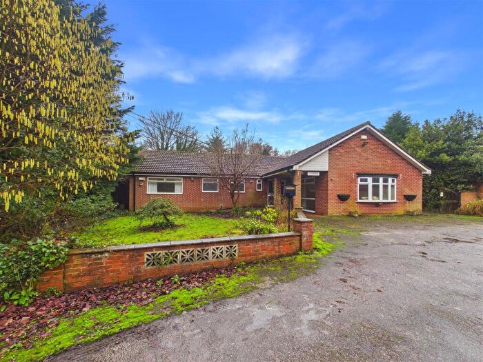 4 Bedroom Detached Bungalow For Sale In Cliff Drive, Hessle, HU13