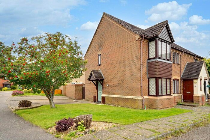 2 Bedroom End Of Terrace House To Rent In Cornwallis Drive, Eaton Socon, St. Neots, PE19