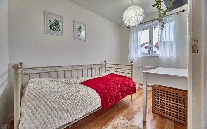 2 Bedroom Semi-Detached House For Sale In Woodbank, Burbage, LE10