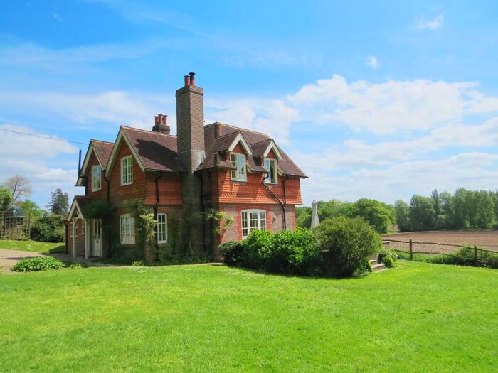 4 Bedroom Detached House To Rent In Steep Marsh, Petersfield, Hampshire, GU33