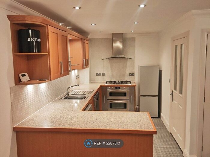 2 Bedroom Flat To Rent In Fennyland Lane, Kenilworth, CV8