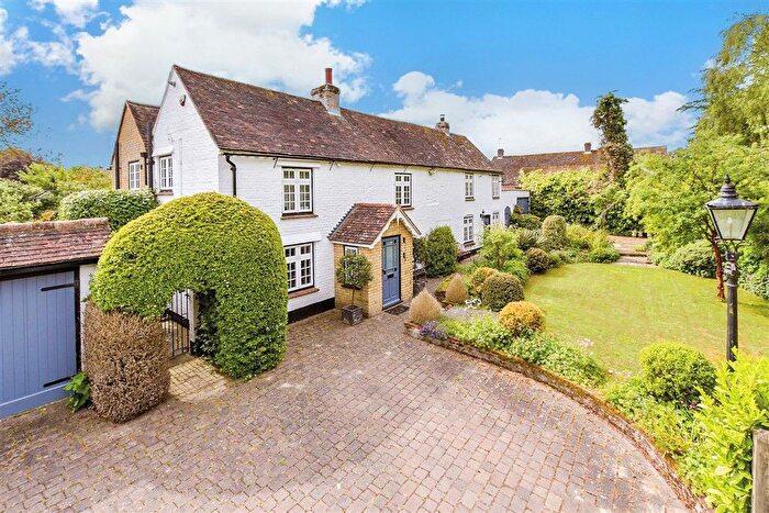 4 Bedroom Detached House For Sale In Gore Lane, Eastry, Sandwich, Kent, CT13