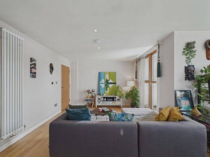 1 Bedroom Flat For Sale In Blue Building, Denford Street, Greenwich, London, SE10