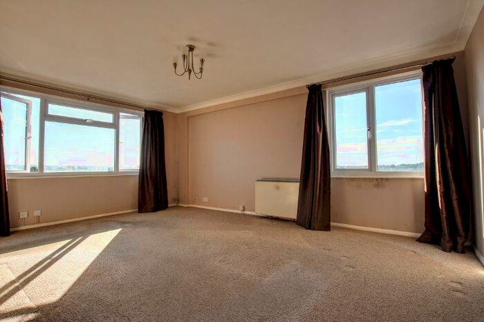 2 Bedroom Apartment To Rent In Gower Road, Haywards Heath, RH16