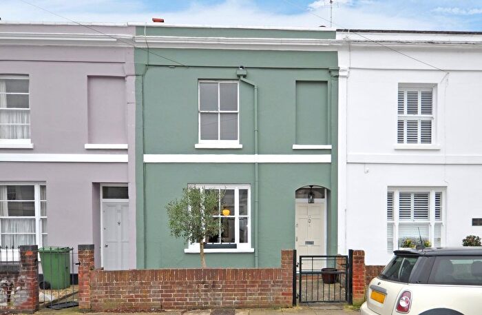 3 Bedroom Terraced House For Sale In Victoria Place, Cheltenham, GL52