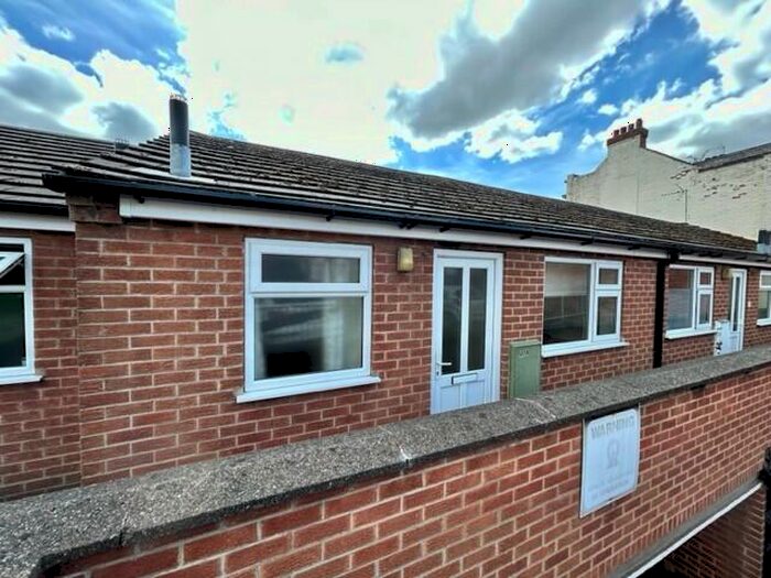 1 Bedroom Flat To Rent In Burton Road, NG4