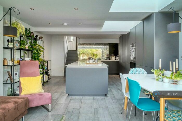 3 Bedroom Terraced House To Rent In Goodrich Road, London, SE22