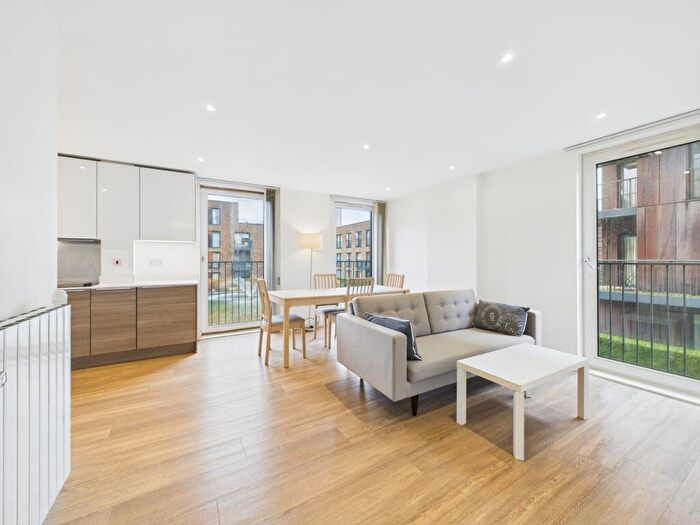 2 Bedroom Apartment For Sale In Royal Victoria Gardens Marine Wharf, Surrey Quays, ., SE16