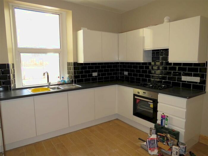 4 Bedroom Property To Rent In Upton Road, Torquay, TQ1