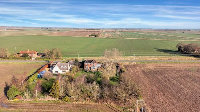 4 Bedroom Detached House For Sale In Briar House, Dowsby Fen, PE10