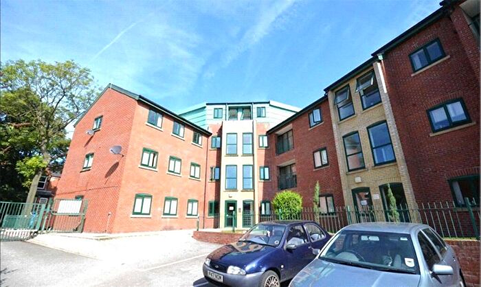2 Bedroom Penthouse To Rent In Plymouth Point, Longsight, Manchester, M13