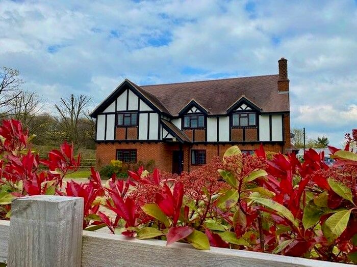 7 Bedroom Country House To Rent In Hastoe Hill, Hastoe, Tring, HP23