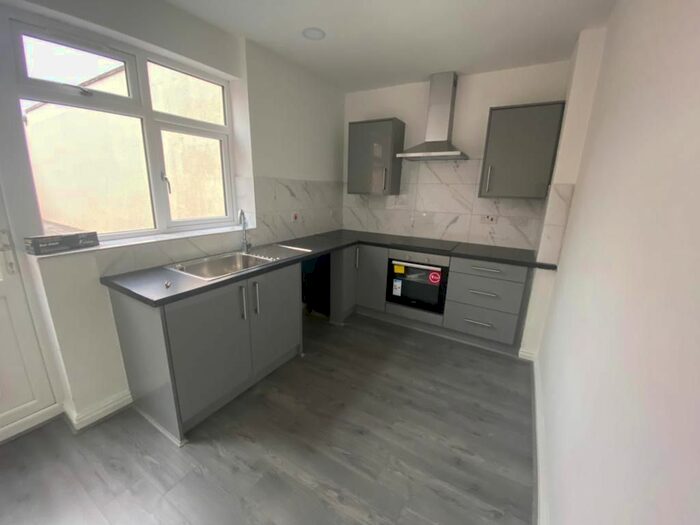 1 Bedroom Flat To Rent In Whitmore Road, Small Heath, Birmingham B10