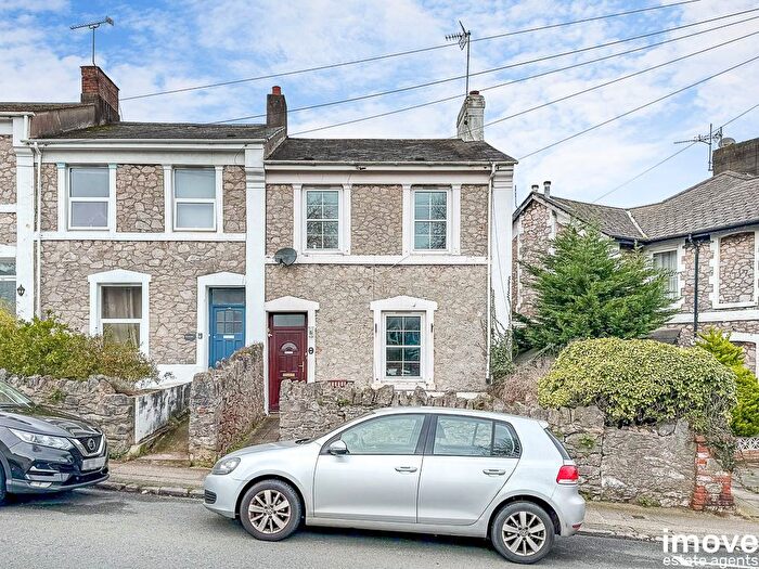 1 Bedroom Flat For Sale In Upton Road, TQ1