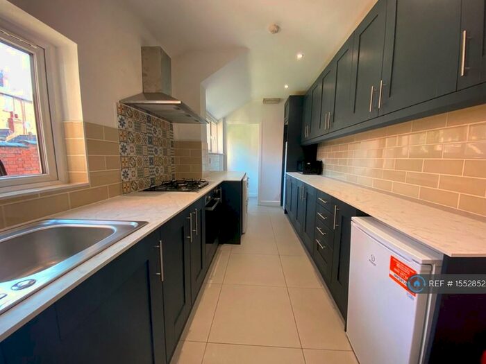 5 Bedroom End Of Terrace House To Rent In Monks Road, Coventry, CV1