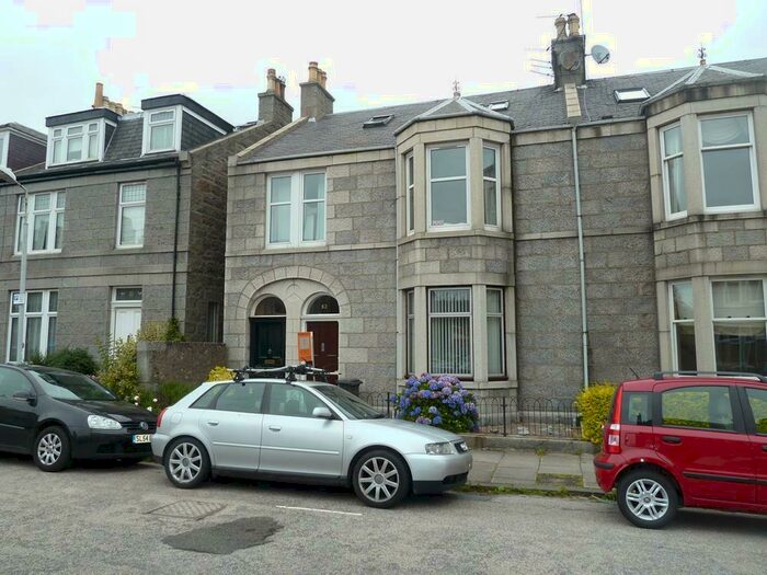 2 Bedroom Flat To Rent In Stanley Street, Aberdeen, AB10
