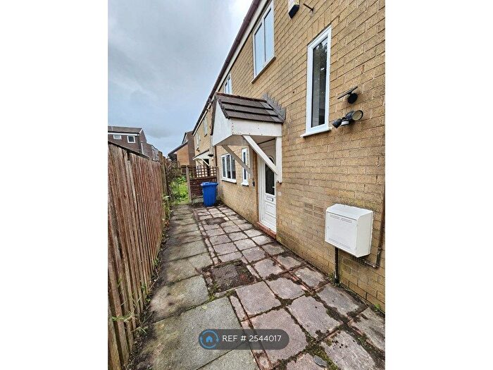 3 Bedroom Terraced House To Rent In Streatly Walk, Blackburn, BB2